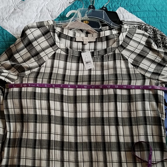 LOFT plaid long sleeve blouse - Picture 3 of 5